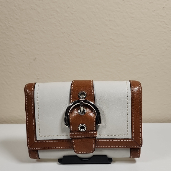 Vintage Coach Soho Wallet - Picture 1 of 16
